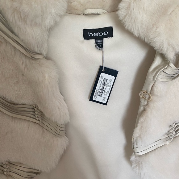 Bebe Bone Faux Fur Caplet w/ Leather Trim. Small - Picture 4 of 11